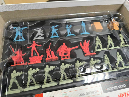 METAL GEAR SOLID: THE BOARD GAME EN